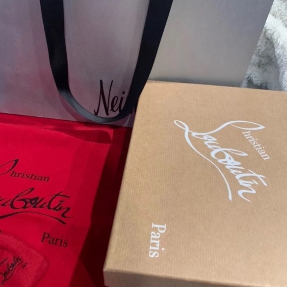 Christian Louboutin So Kate pumps NWT - Picture 2 of 13